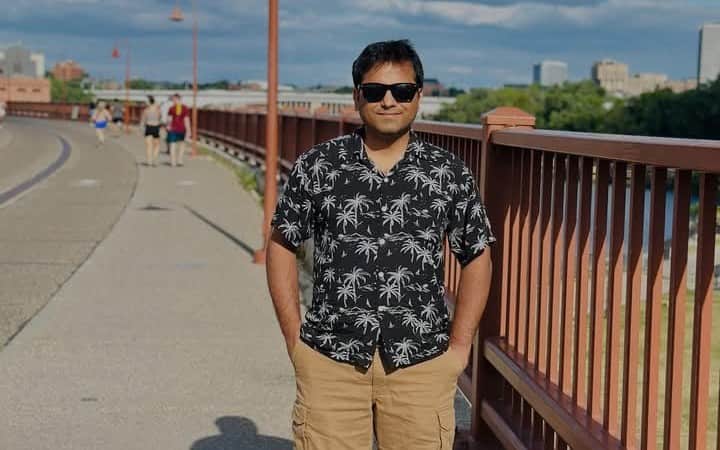Dr. Debes Jha