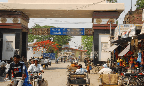 कोरोना बढदै गएपछि सिरहामा सतर्कता, बोर्डरमा हेल्थ डेस्क