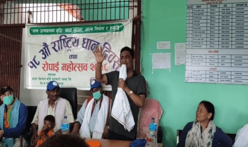 पूर्वमन्त्री रघुवीर महासेठले राखे २५ लाख ईनाम