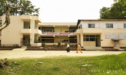 विद्यार्थीसँग पुनः भर्ना शुल्न नलिन उच्च अदालतको आदेश