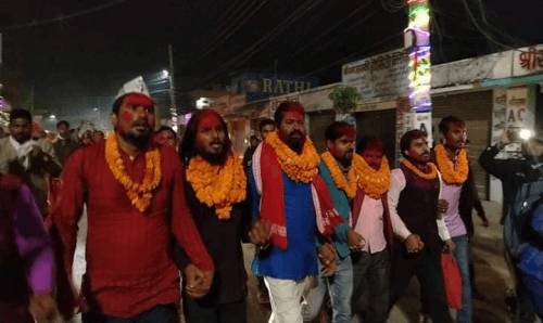 २६ दिनपछि रिहा भए जनमतका १७ नेता कार्यकर्ता, जनकपुरमा विजयी जुलुस