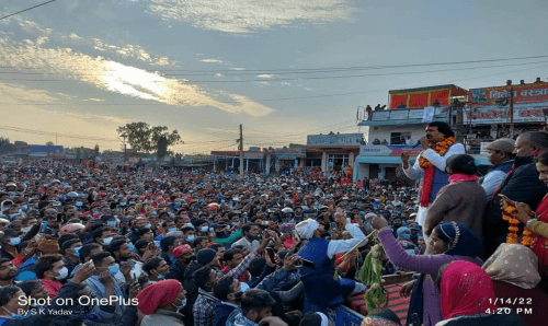 किसानको जनसागरबीच डा. सिके राउतको गर्जनः 'आन्दोलन बेवास्ता गरे अब राजमार्गमै खाना बन्छ'