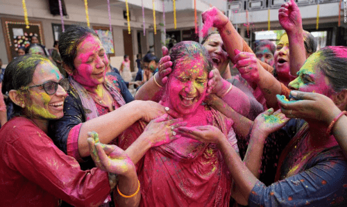 मधेशमा तीन दिन होली, गाउँमा आज, जनकपुरमा भोली