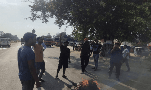 राष्ट्रपतिले नागरिकता विधेयक प्रमाणिकरण नगरेको भन्दै जनमत पार्टीद्वारा प्रदर्शन