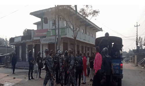महोत्तरीको पररियामा अनिश्तिकालिन कर्फ्यू