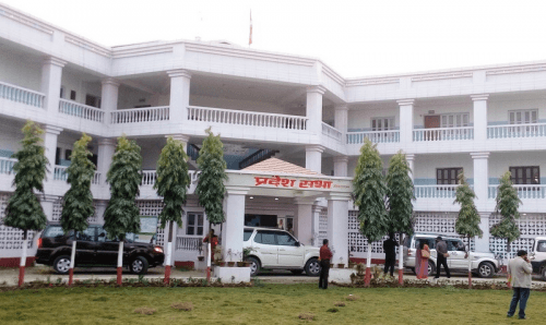 मधेश प्रदेशका साँसदहरुलाई कलवारले खुवाउने किरिया