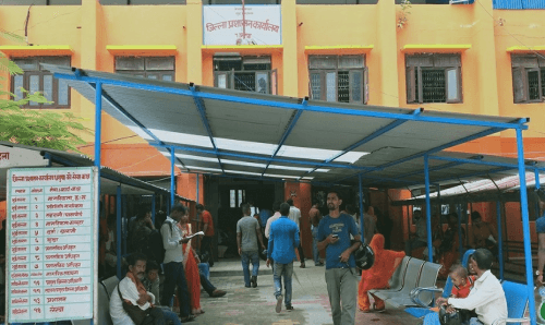 जनकपुरः सिस्टम बिनाको सिडिओ अफिस, जहाँ कर्मचारीहरु गरिब अनपढलाई हप्तौ दिन्छन यातना