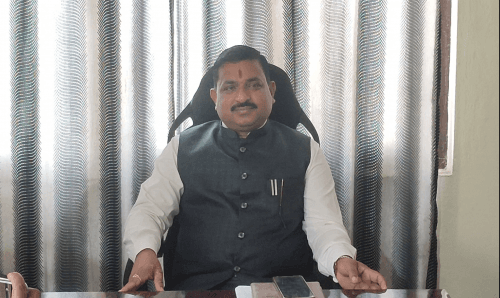 शिक्षामा लगानी अर्बौ, उपलब्धी जिरोः शिक्षामन्त्री यादव