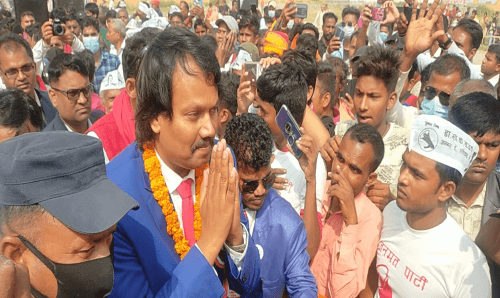 विदेशमा रहेका मधेशीहरुको साहारा 'डा. सिके राउत'