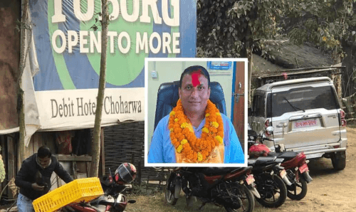 सिरहा मिर्चैयाका मेयर यादवको सरकारी गाडी दारु भठ्ठीमा