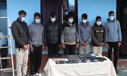 क्रिप्टोकरेन्सीको अवैद्य कारोवार गर्दै आएका सिरहाका ७ युवक पक्राउ