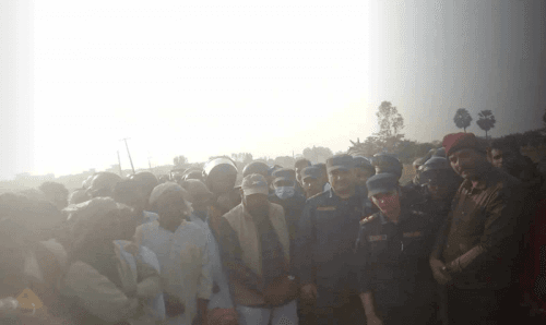 सरस्वतिको मूर्ति विसर्जनमा मुस्लिम समुदायले फाले ढुँगामुढा र खुर्सानीको धुलो, कैयौँ घाईते