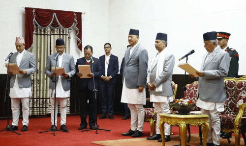 नयाँ सत्ता समिकरणमा यी तीन मन्त्रीले खाए किरिया
