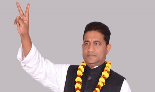 जनकपुरबाट रधुवीर महासेठ मन्त्री पक्का, गृहमा रवि र परराष्ट्रमा नारायणकाजी, ५ बजे किरिया खाने