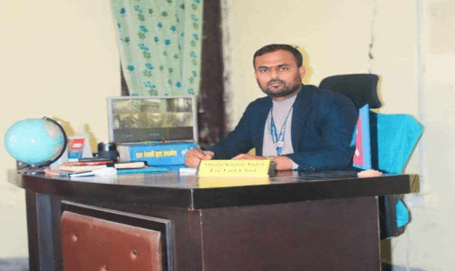मोटो रकम लिएर SEE को परीक्षाकेन्द्र परिवर्तन, सिरहाका शिक्षा इकाइ प्रमुख यादव जिल्ला छाडेर फरार