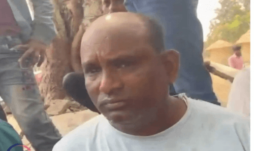गुनासो गर्न गएका स्थानीयलाई वडाध्यक्षले रुखमा बाँधेर कुटे