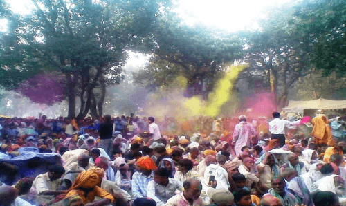 मधेशको महाकुम्भ मानिने परिक्रमा भोली भारत पुग्ने