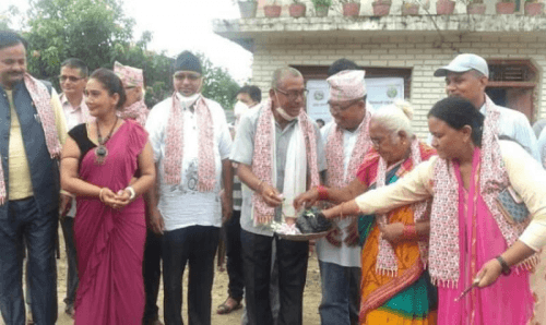 सीमरादेखि पथलैयासम्म कालोपत्रे हुने