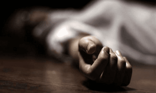खाली घरभित्र एक युवकको जलेको अवस्थामा लास