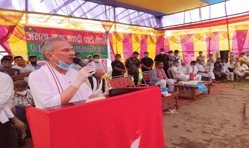 ओलीको उटपट्याङ हर्कतले देश बर्बाद हुँदैछ : डा. बाबुराम भट्टराई