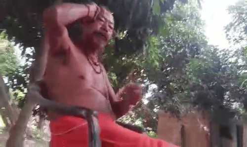 मन्दिरभित्रै यौनधन्दा चलाउने पूजारी फरार !