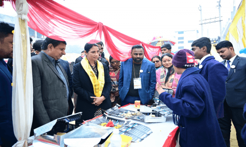 मोनाष्टिकमा दुई दिने राष्ट्रिय विद्यार्थी नवप्रवर्तन शिखर सम्मेलन, विद्यार्थीहरुले लगाए व्यापार मेला
