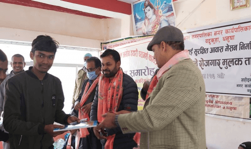 शहिदनगरलाई समृद्ध बनाउन निःशुल्क लोकसेवा तयारी : मेयर बरबरिया