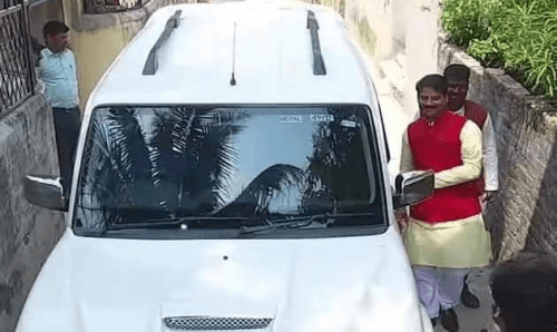 मधेश प्रदेशका यी मेयर पाँच लाखसहित पक्राउ !