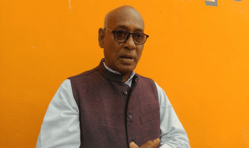 जनकपुरका मेयर साहले ५७२ जनालाई दिए जग्गाको लालपूर्जा