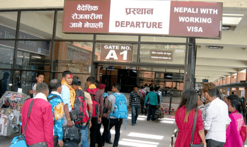 'फ्रि भिसा फ्रि टिकट' भएपनिविदेश जाने युवाहरुबाट लाखौं ठग्दै एजेन्ट