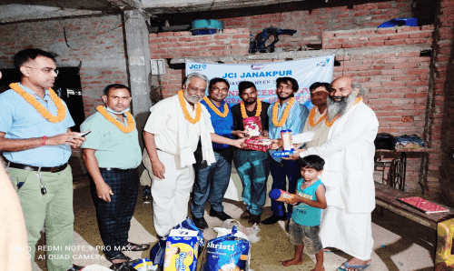जेसी सप्ताहको पहिलो दिन अनाथ आश्रममा खाद्यान्न वितरण