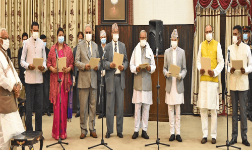 सबै नयाँ मन्त्रीहरु पदमुक्त, राजकिशोर यादवको पद १३ दिनमै चट्ट !