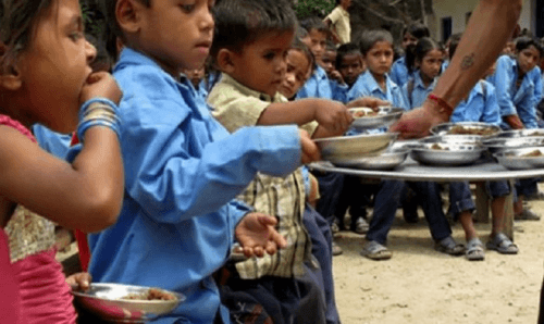 सिरहाको सुखीपुर नगरपालिकामा बालबालिकालाई अझै दिएन खाजा