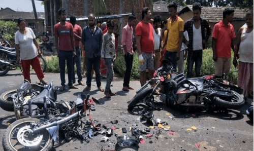 जनकपुरः तीव्र गतिमा रहेको दुई मोटरसाईकल एक-आपसमा ठोक्किदाँ दुई युवकको मृत्यू