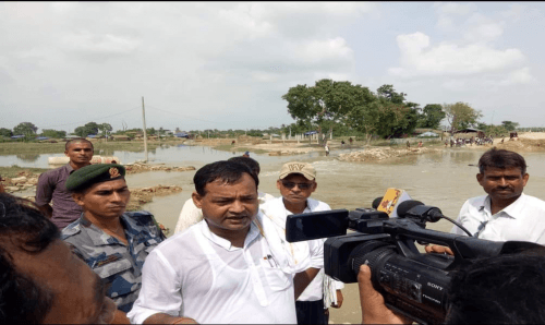 सपथ खाएका मन्त्रीहरु र महन्थ ठाकुरलाई ओलीले दुई महिनामै लात हानेर भगाउँछः मन्त्री यादव