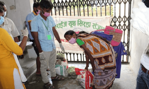 विपन्नहरुलाई सनराइज युथ सिरहाको आपतकालिन राहत