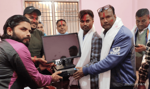 साईट नेपालद्वारा हँसपुर नगरपालिकामा ३ सेट कम्प्युटर सहयोग