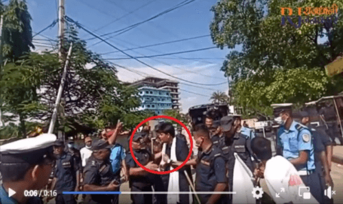 मुख्यमन्त्रीका पिए 'यादव' को दादागिरी, प्रहरीले रोकेपछि प्रहरीलाई बीच सडकमै दुरव्यवहार
