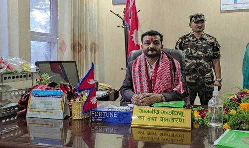 मधेश प्रदेशका १०५ पालिकामा वृक्षरोपणः वनमन्त्री यादव