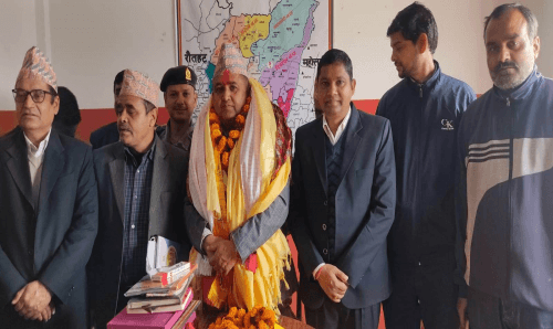 सर्लाहीका सिडिओ गौतमलाई कर्मचारी मिलन केन्द्रले गरे विदाई