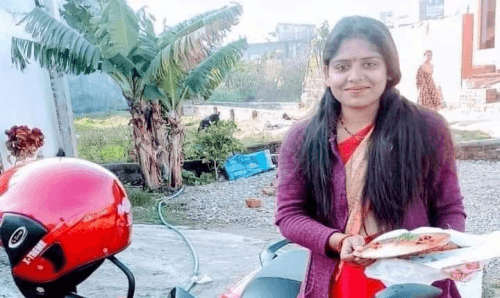 सिरहा मिर्चैयाकी नामुद मिटरब्याजी सुजाता साह पक्राउ