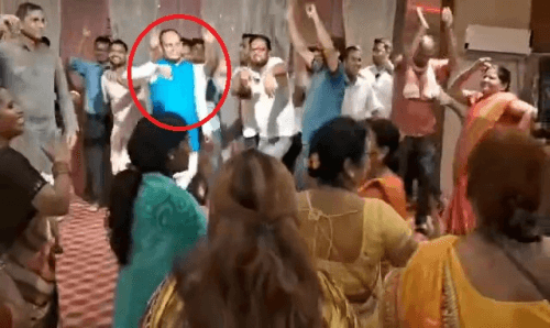 जितिया पर्वमा धर्मको धज्जियाँ, पर्वको नाममा अभद्रता, सभामुखसहित साँसदहरुको 'बरियाती डान्स'