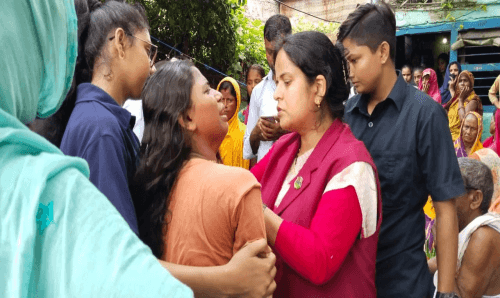 इजरायलमा मारिएका आनन्द साहको घरमा मन्त्री सुनिता यादव