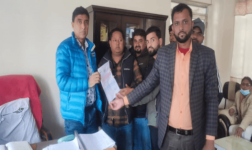 सिरहा जेलमा माओवादी र काँग्रेसको लडाईः मिर्चैयाका मेयर यादवले हस्तक्षेपको आरोप