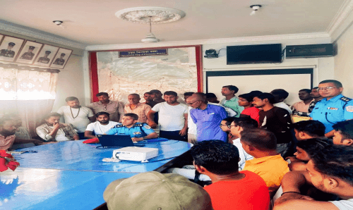 अब धनुषामा सवारी सर्भिसिँग वा मर्मत गराउनुपरेमा 'बिलबुक' अनिवार्य ल्याउनुपर्नेछः एसपी तिवारी