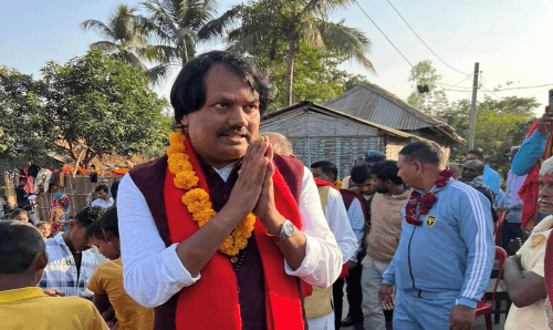 मलाई फँसाउन विपक्षी दलका नेता पत्रकार सबै लागिसकेः डा. सिके राउत