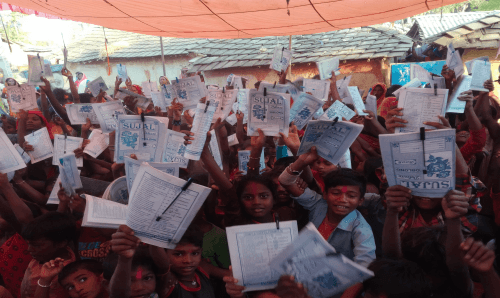 ३०० मुसहर बालबालिकालाई पाठय्पुस्तक