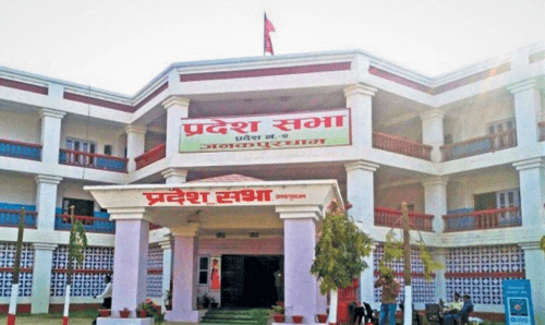 मगही भाषालाई प्रदेश २ को कामकाजी बनाउन माग गर्दै सिएमलाई ज्ञापनपत्र