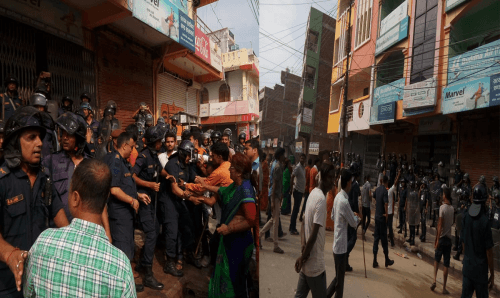 सांसद साह पक्राउको विरोधमा सुरु भयो आन्दोलन, जनकपुर तनावग्रस्त !