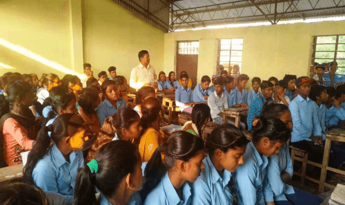 छात्राहरुको गुनासो : 'मुख्यमन्त्री ज्यूको कार्यक्रममा हामि कहिले सामिल हुने' ?